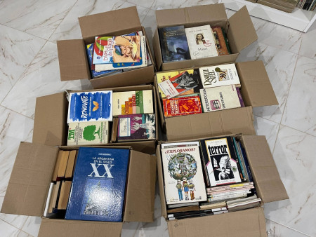 La Casita del Libro recibió una donación de libros desde la provincia de Buenos Aires